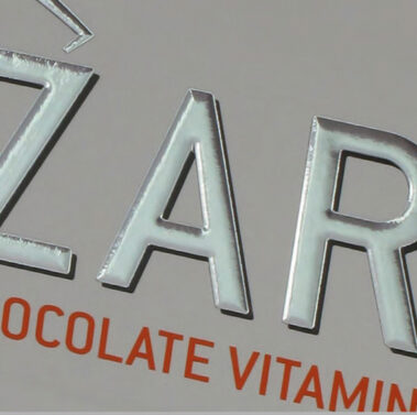 Heißfolienprägung Silber mit Relief